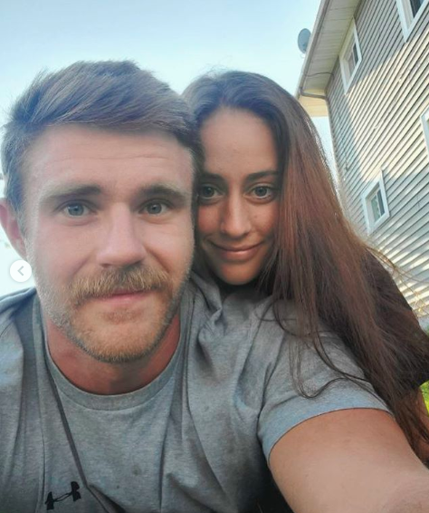 Chloe Reinhart's might be in a romantic relationship with this guy.